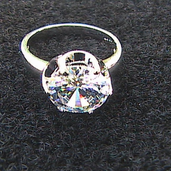 14k White Gold Filled Engagement Ring (#60) - Picture 7 of 8